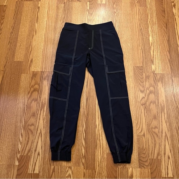 NWOT Athleta Chelsea Utility Jogger navy blue - Picture 5 of 12